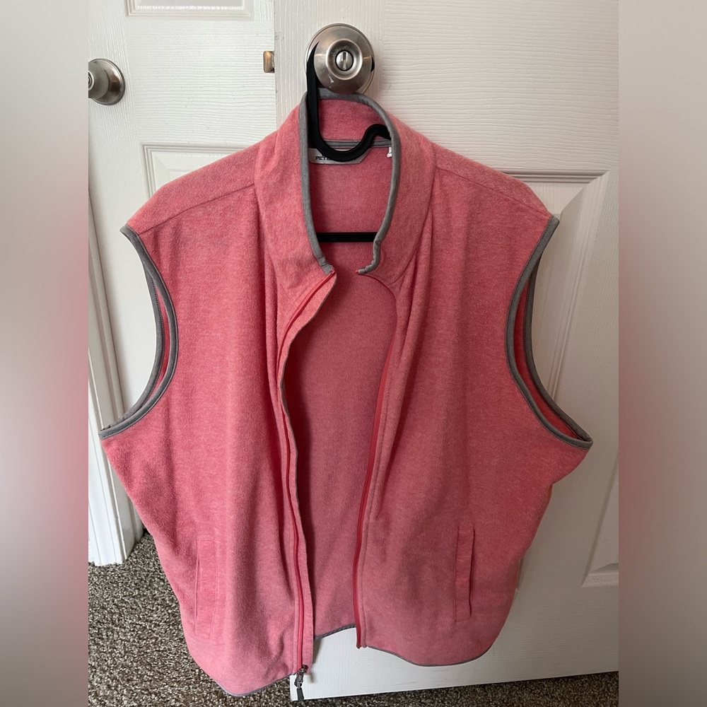 Like New Peter Millar Vest Large